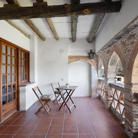 Llevorer Country house *