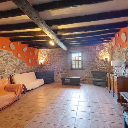 Country house Llevorer *